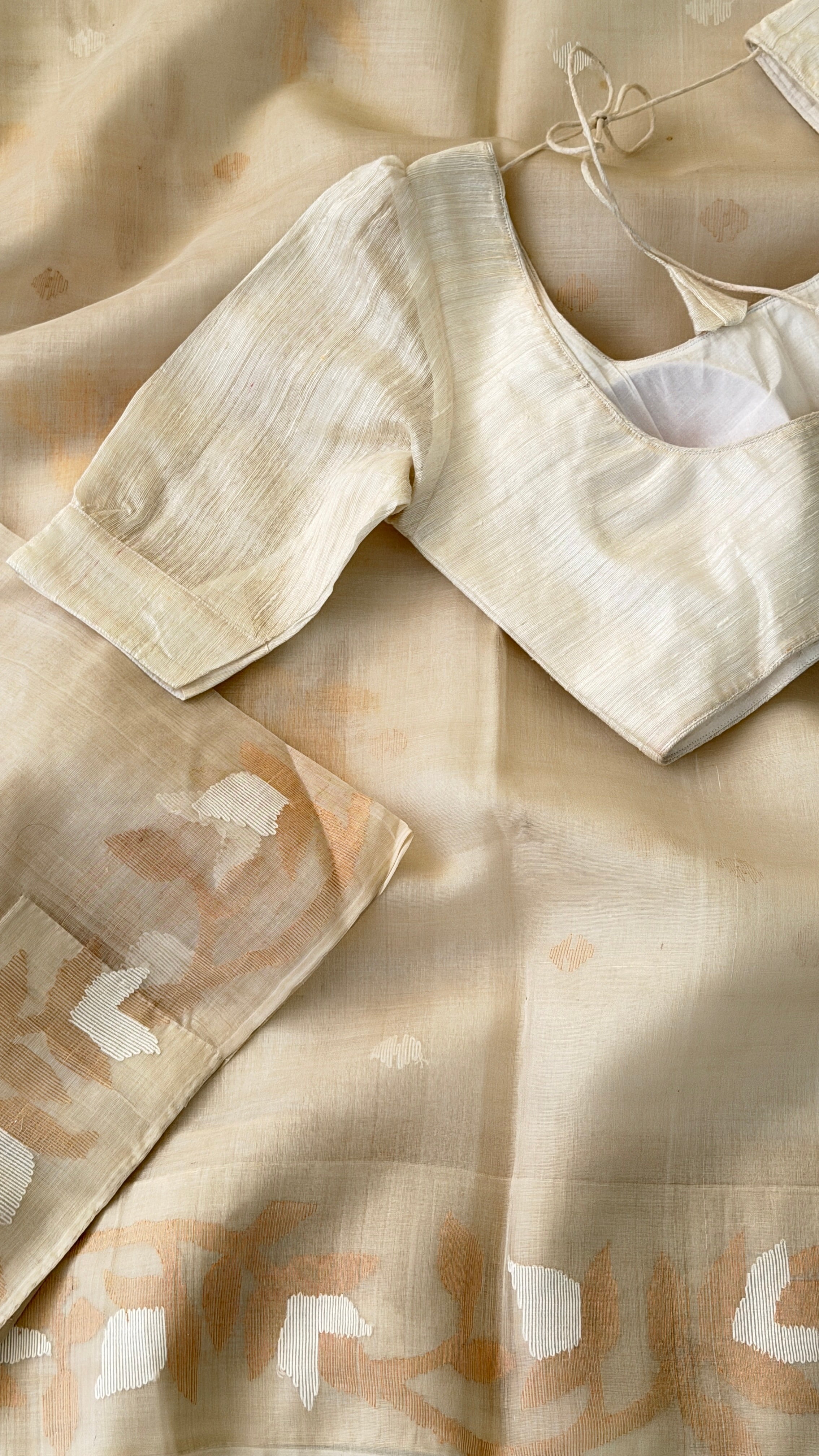 Off-White Muslin Jamdani Saree