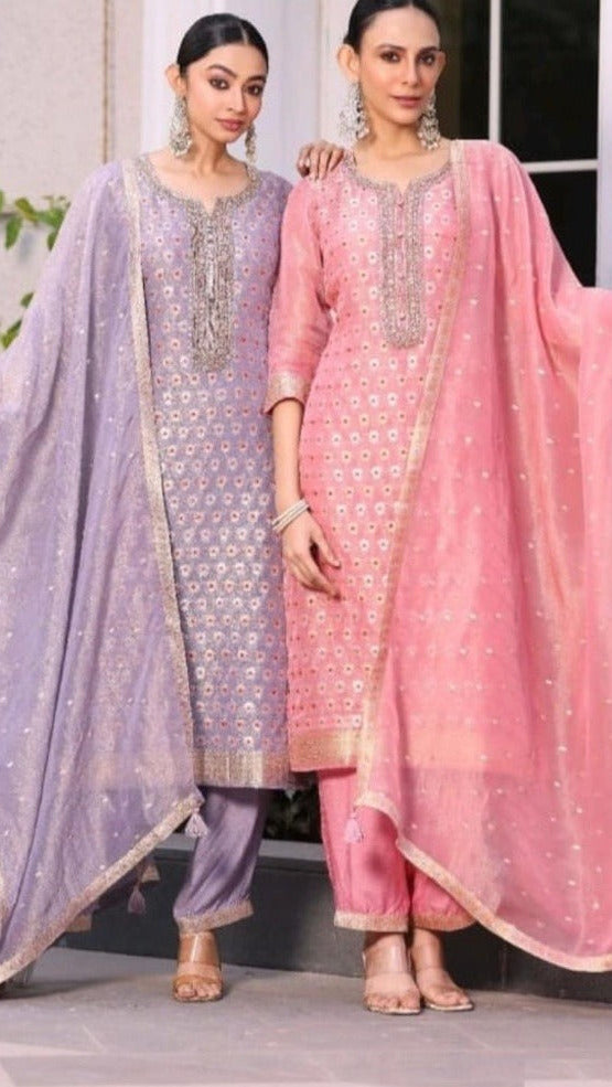 Banarasi Bloom Suit