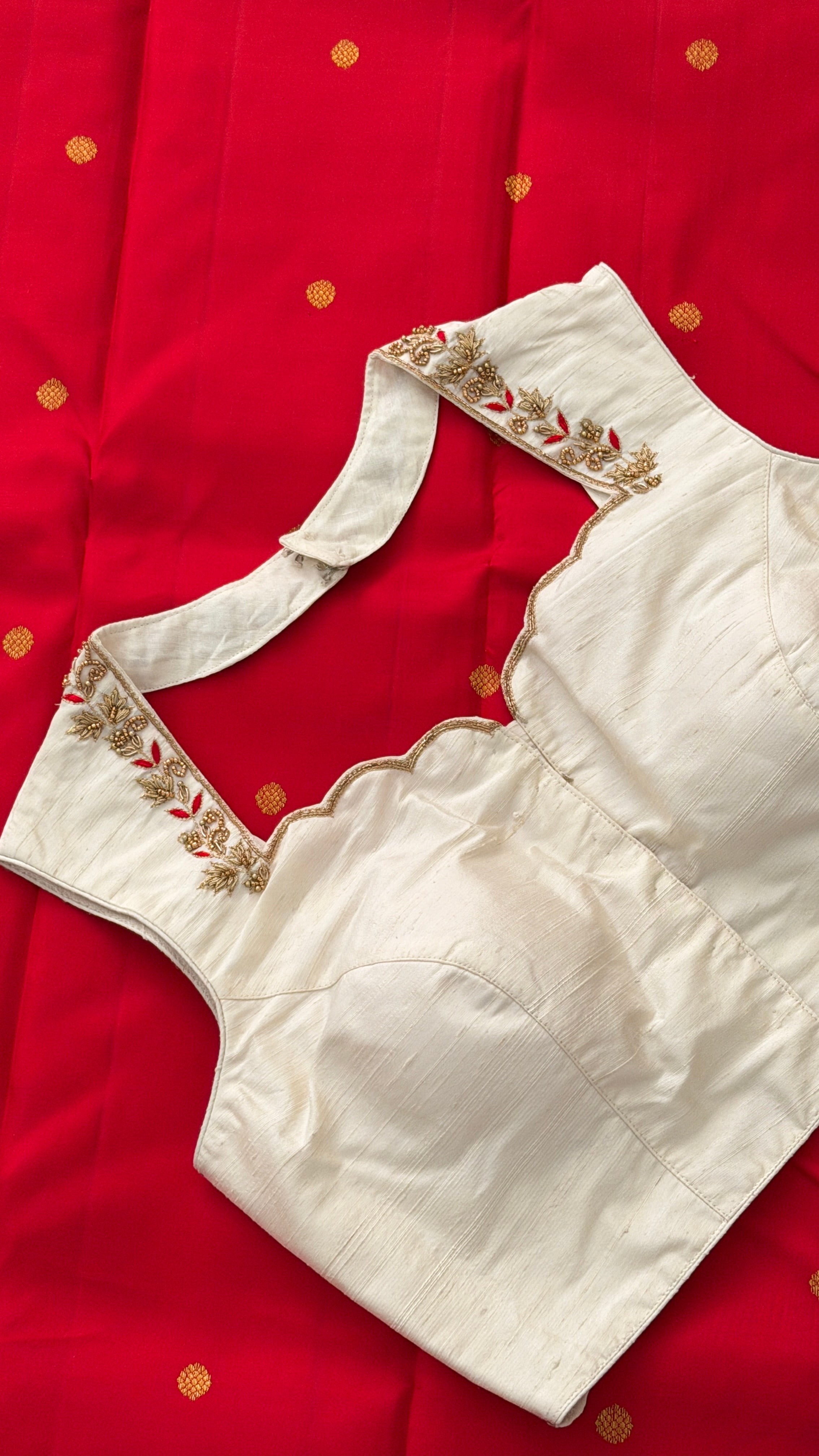 Ivory-Red Sleeveless Petal Blouse