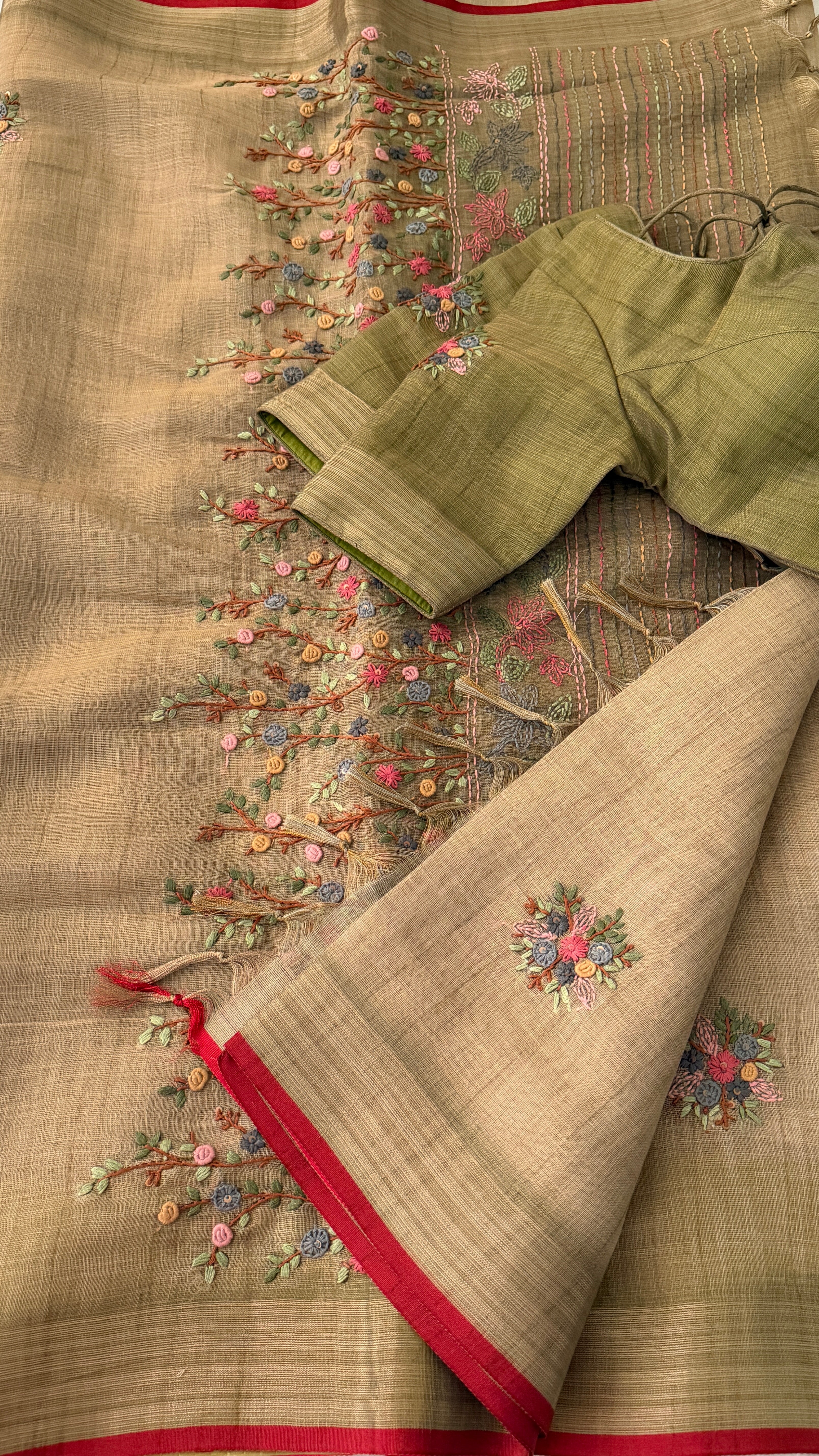 Green Floral Embroidery Linen Saree