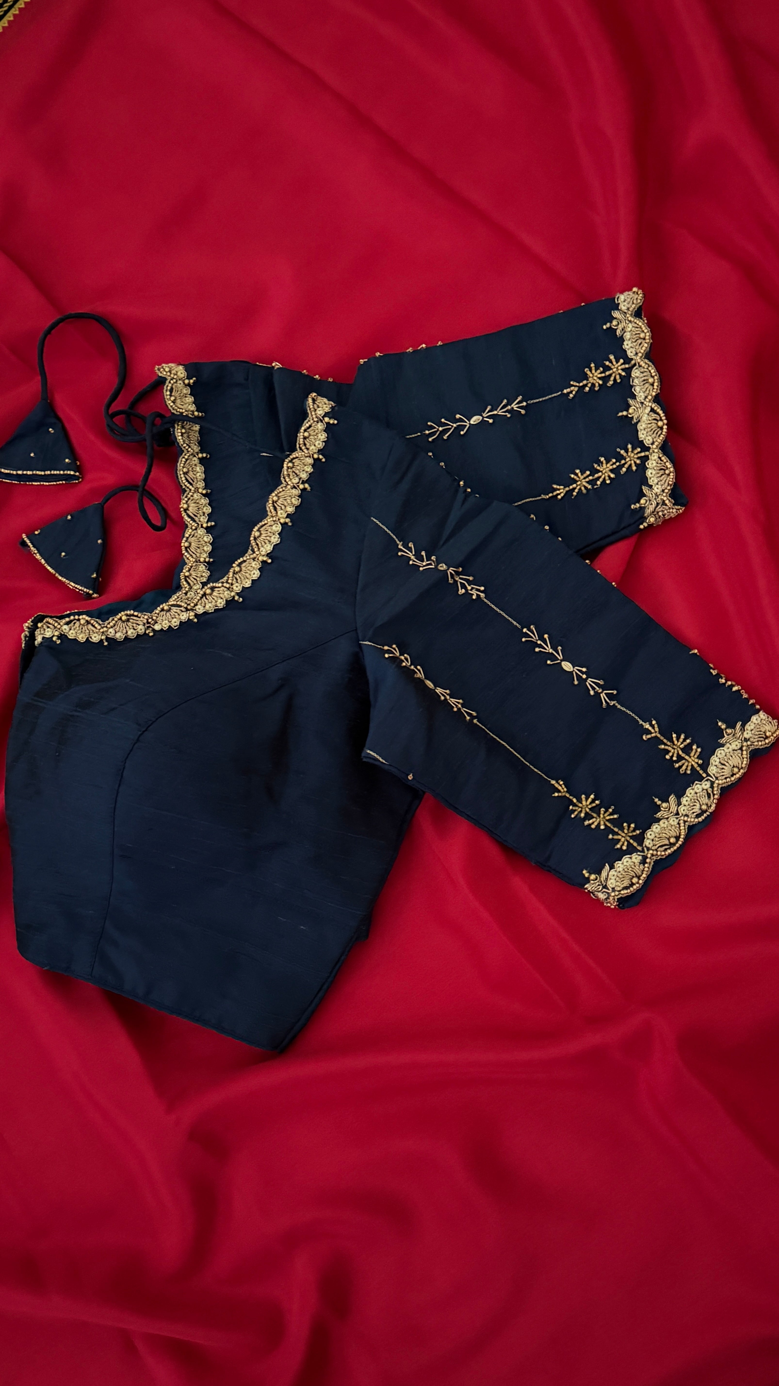 Navy Vine Sleeve Blouse