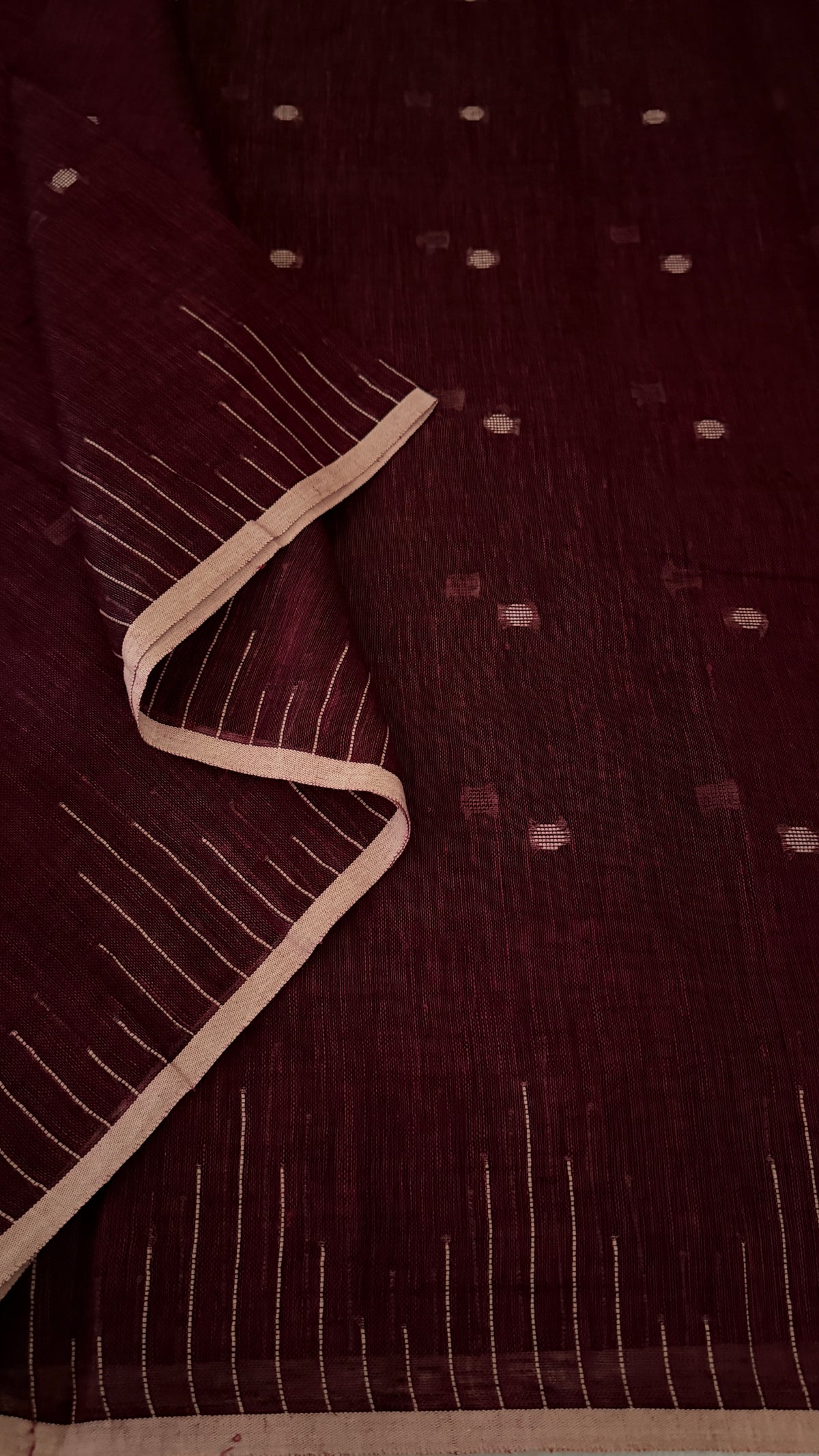 Maroon Linen Saree