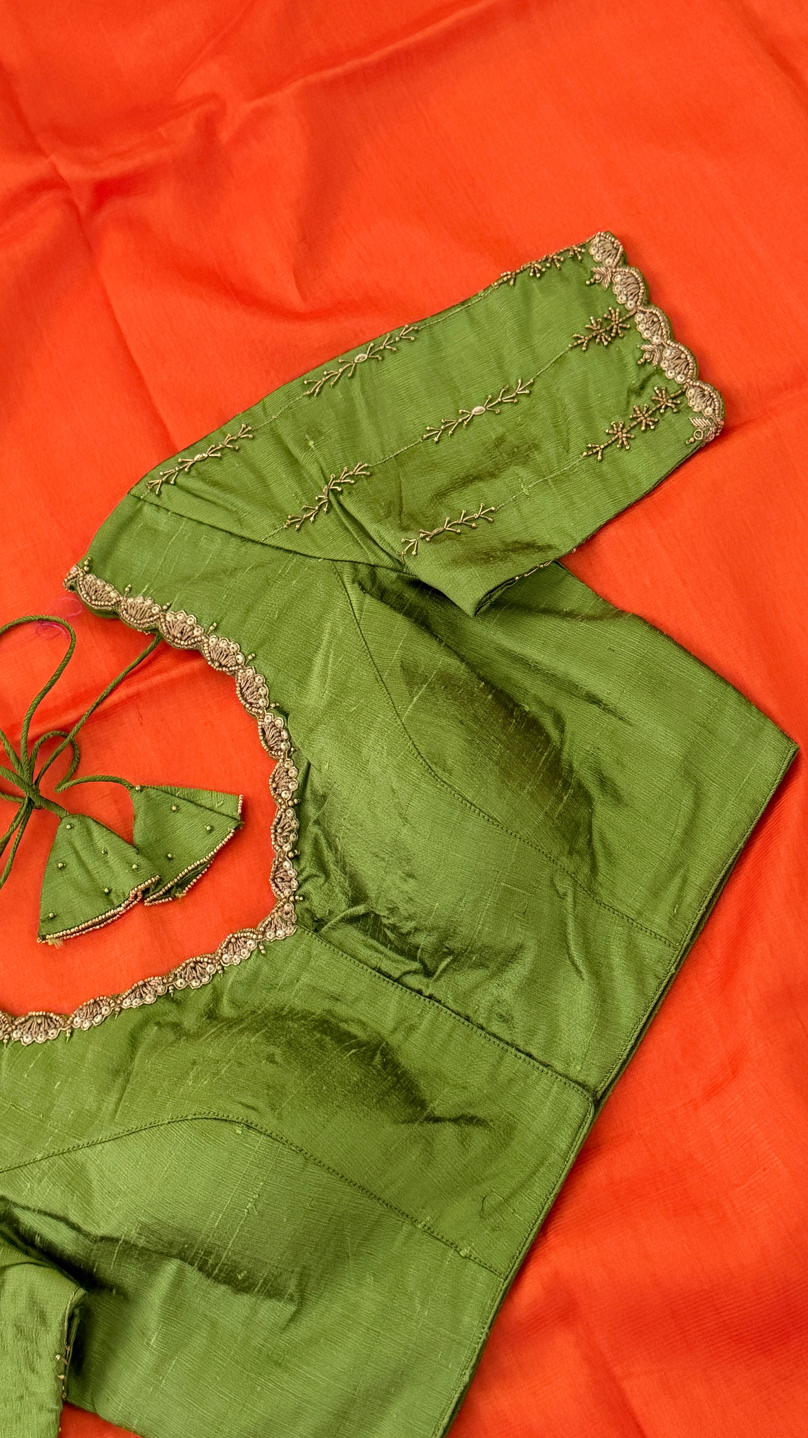 Green Vine Sleeve Blouse