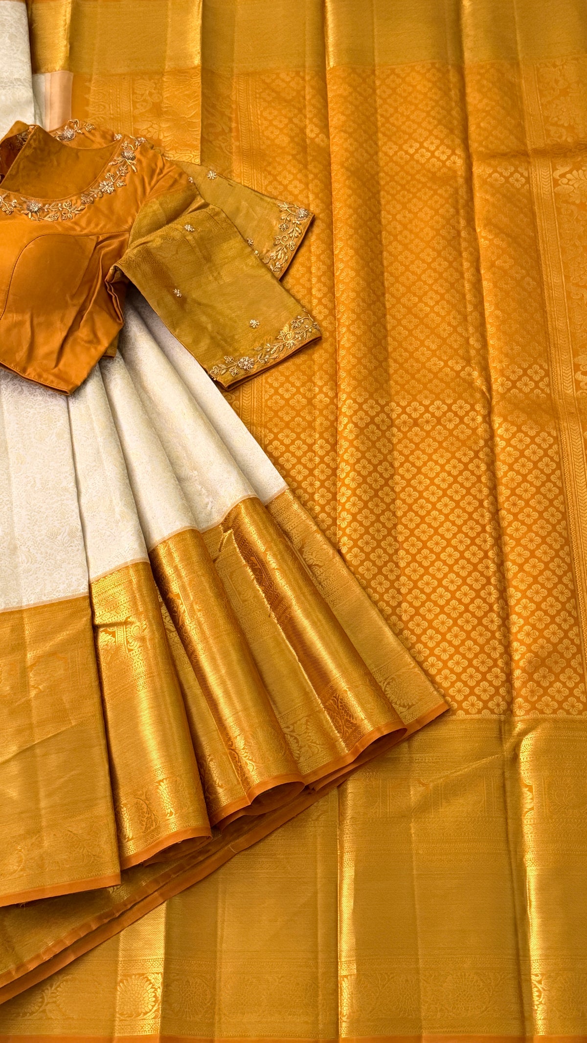 Ivory Kanchi Silk Saree