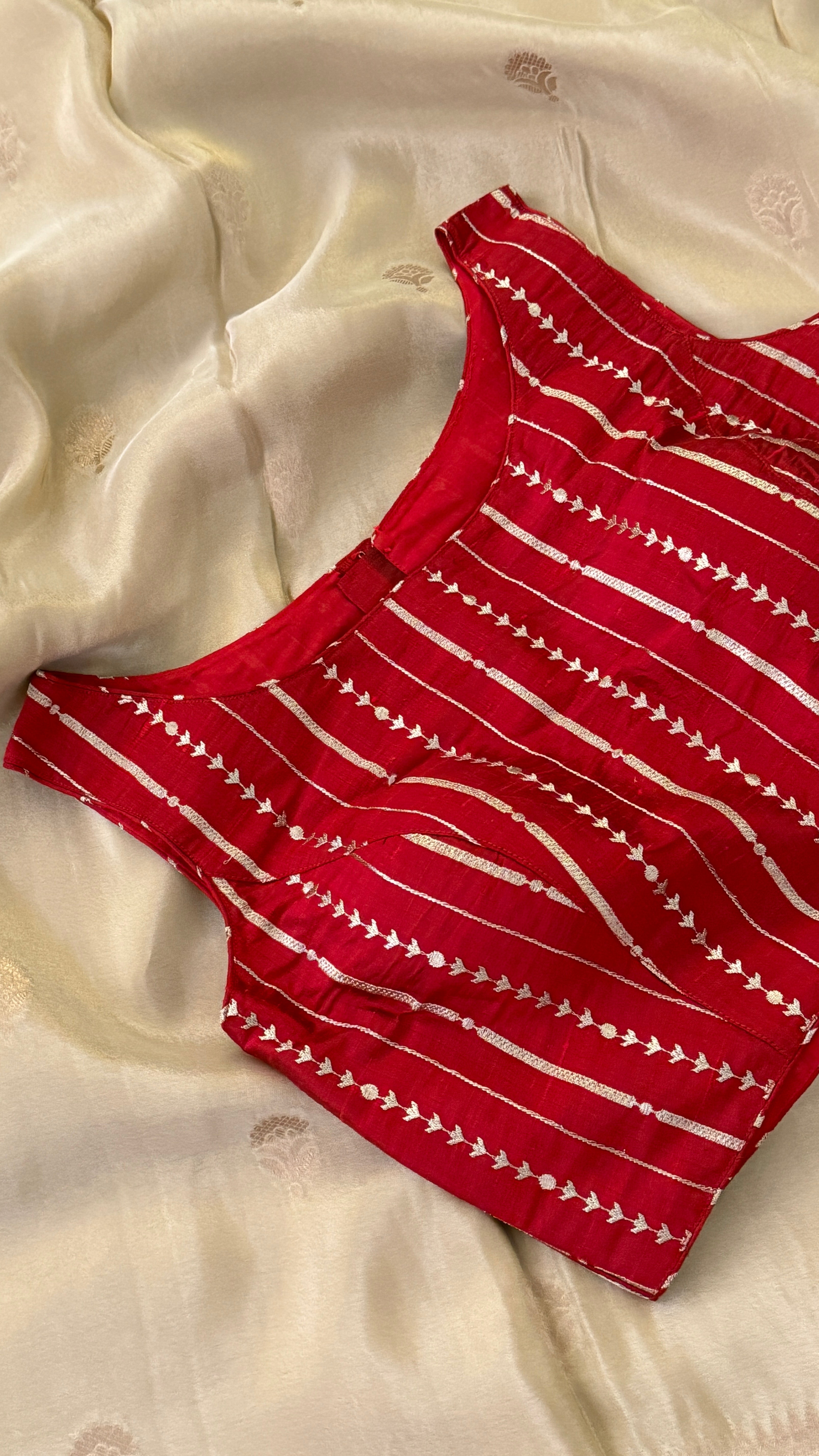 Maroon Sleeveless Zari Vine Blouse