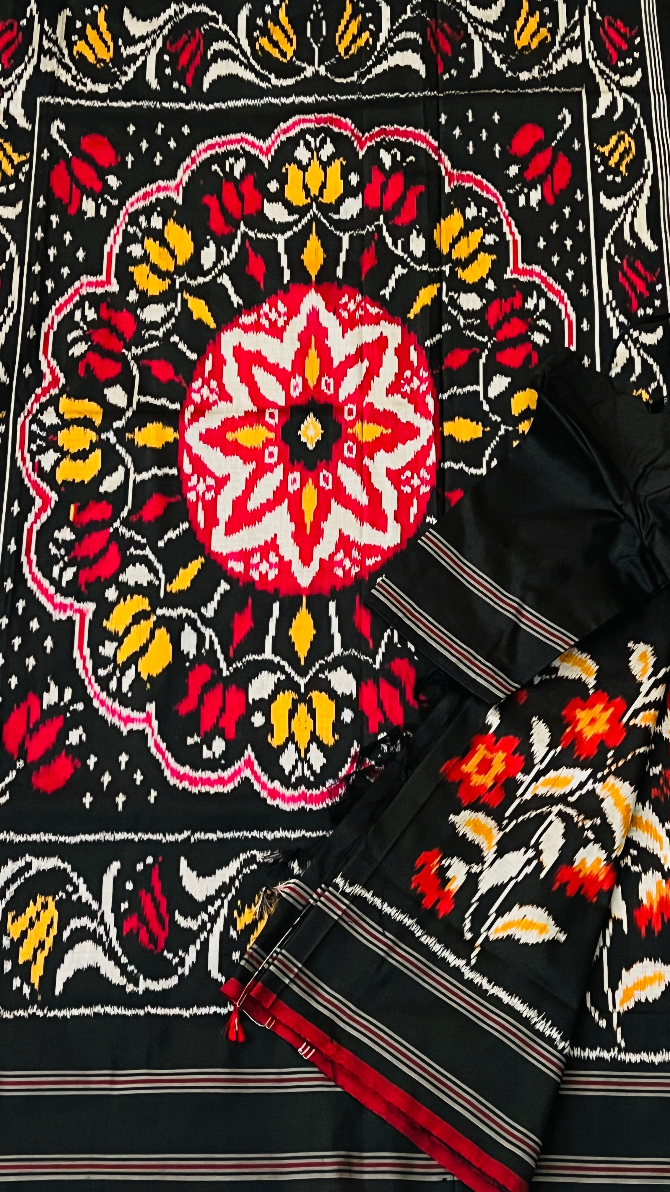 Black Pochampally Ikkat Saree