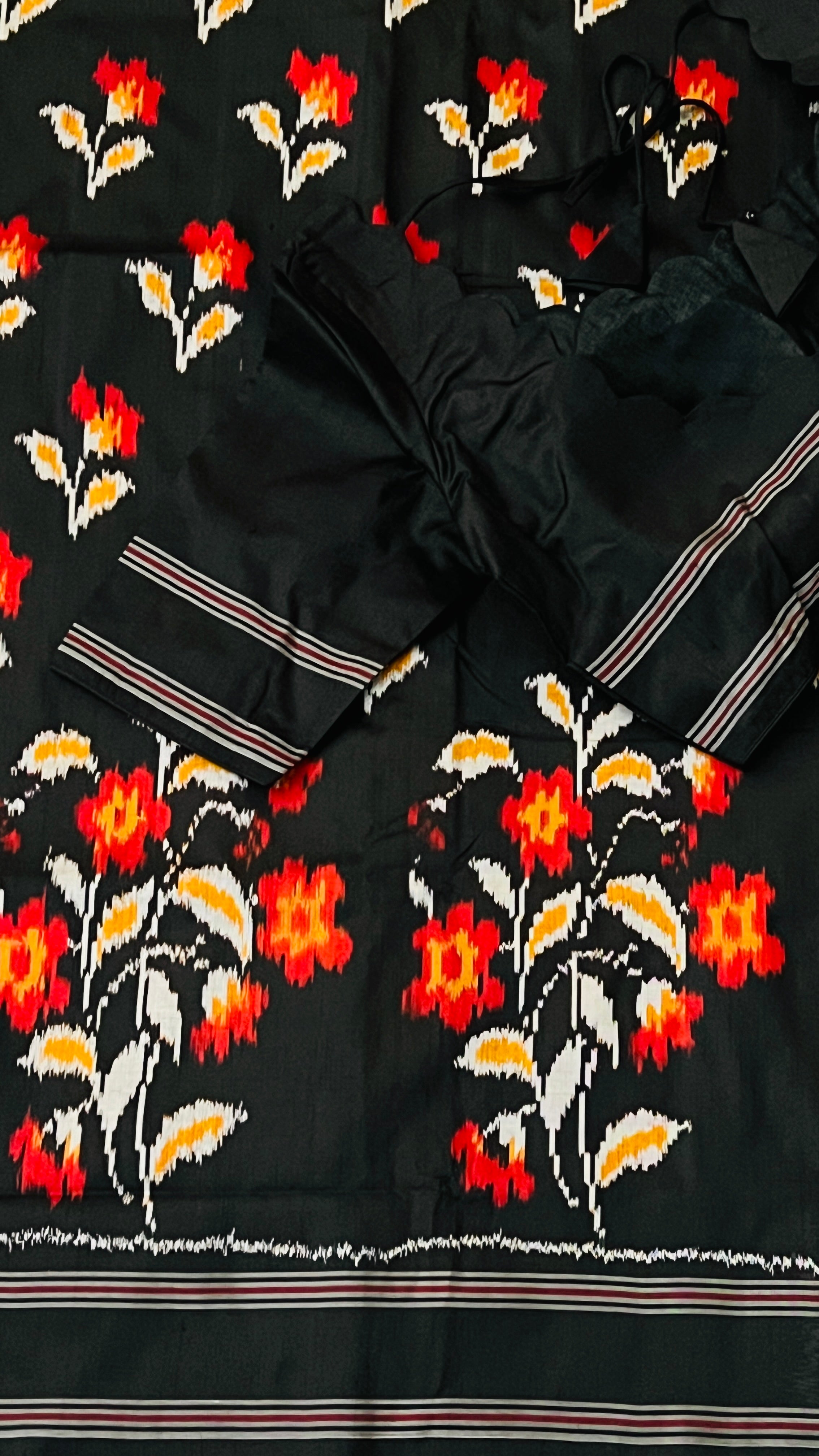 Black Pochampally Ikkat Saree