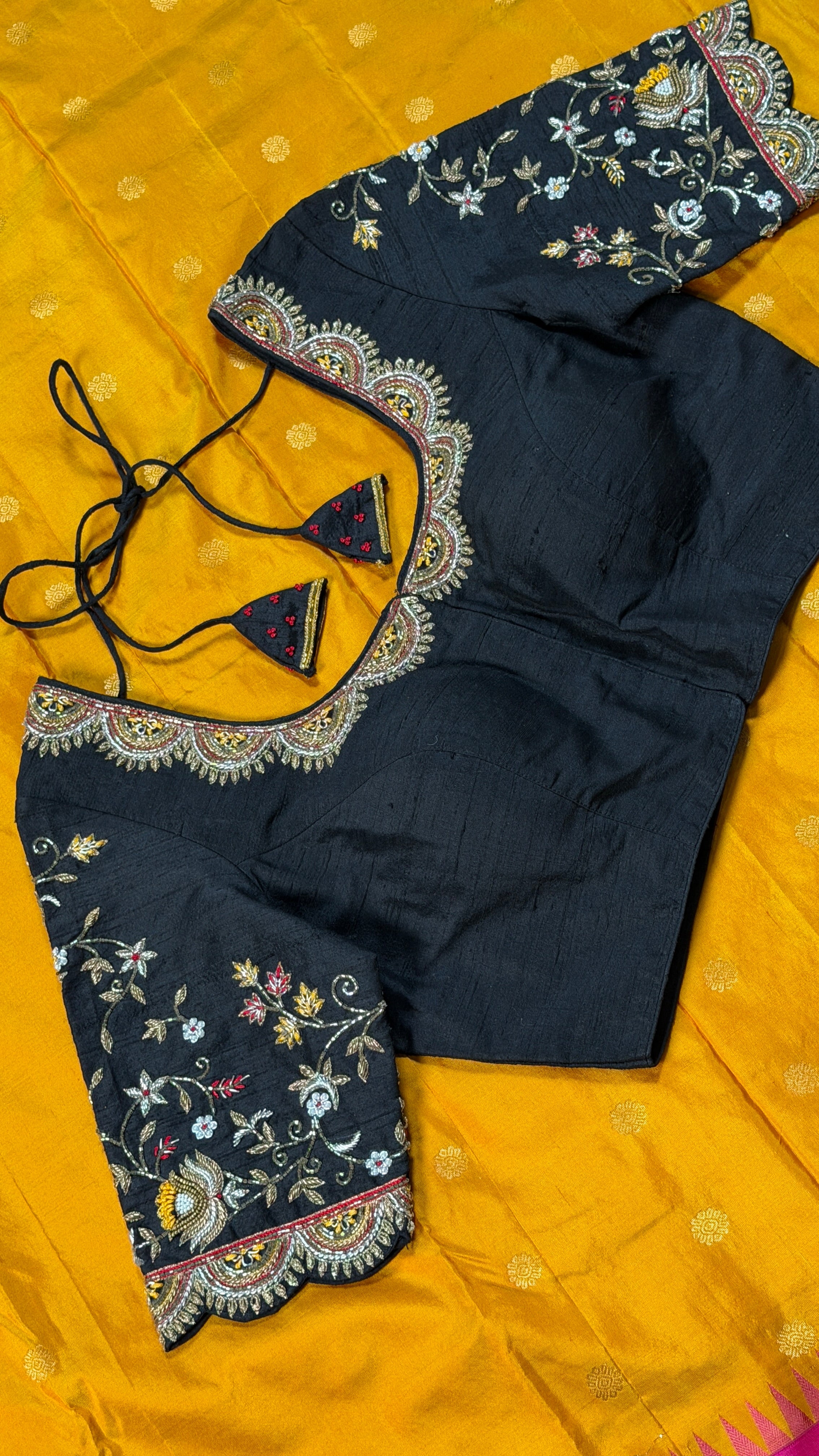 Black Wildflower Scallop Blouse