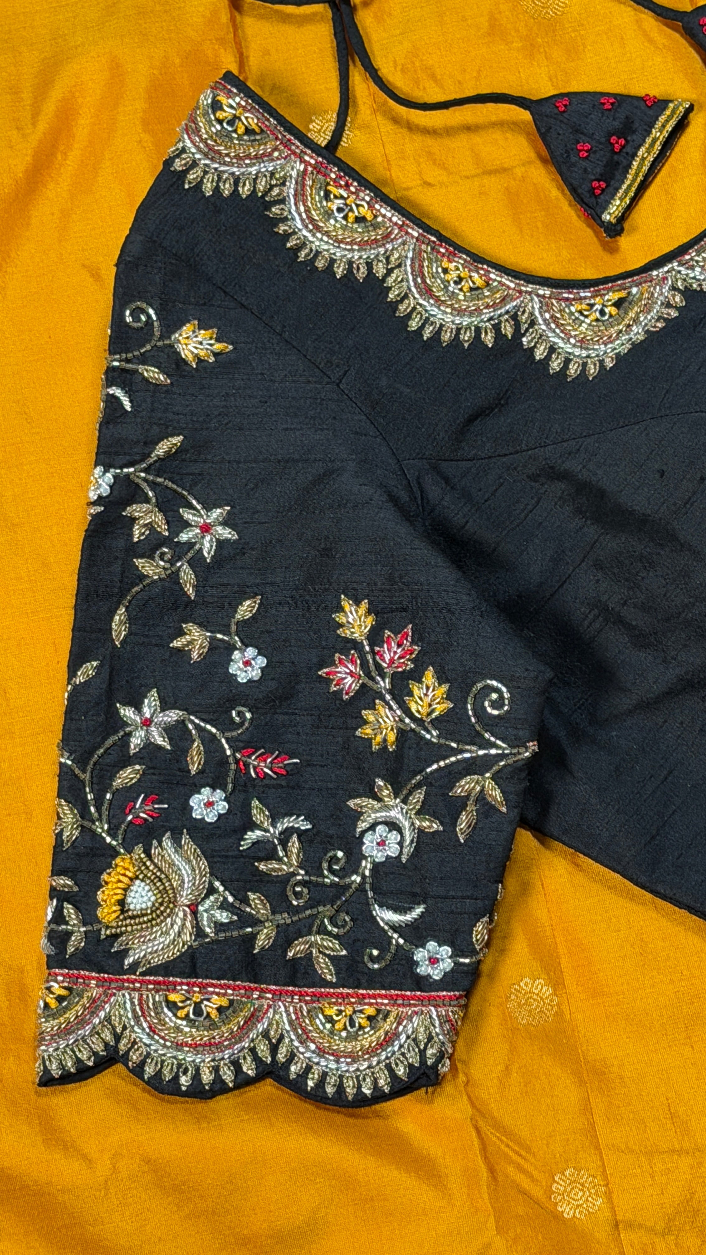 Black Wildflower Scallop Blouse
