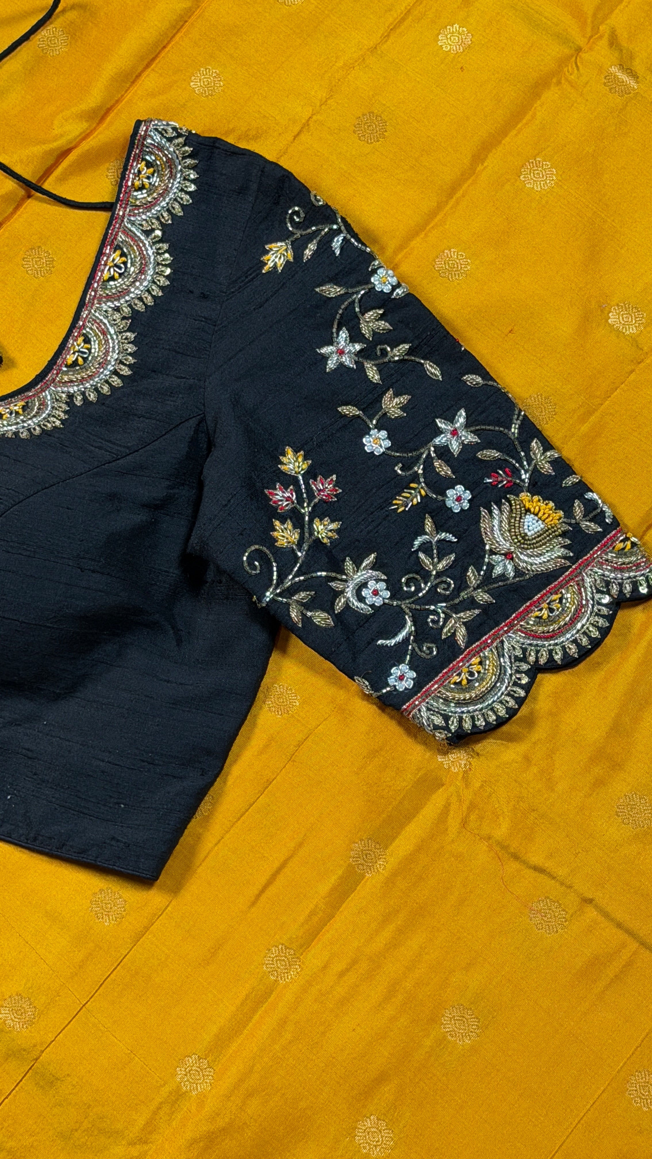 Black Wildflower Scallop Blouse