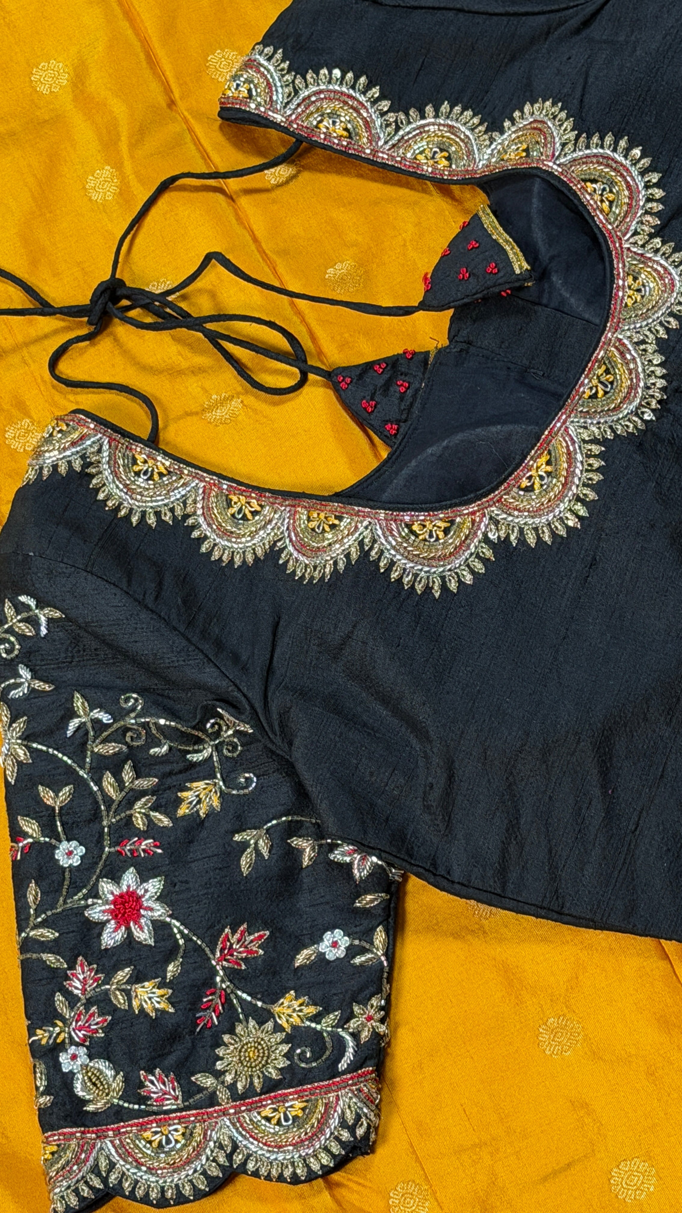 Black Wildflower Scallop Blouse