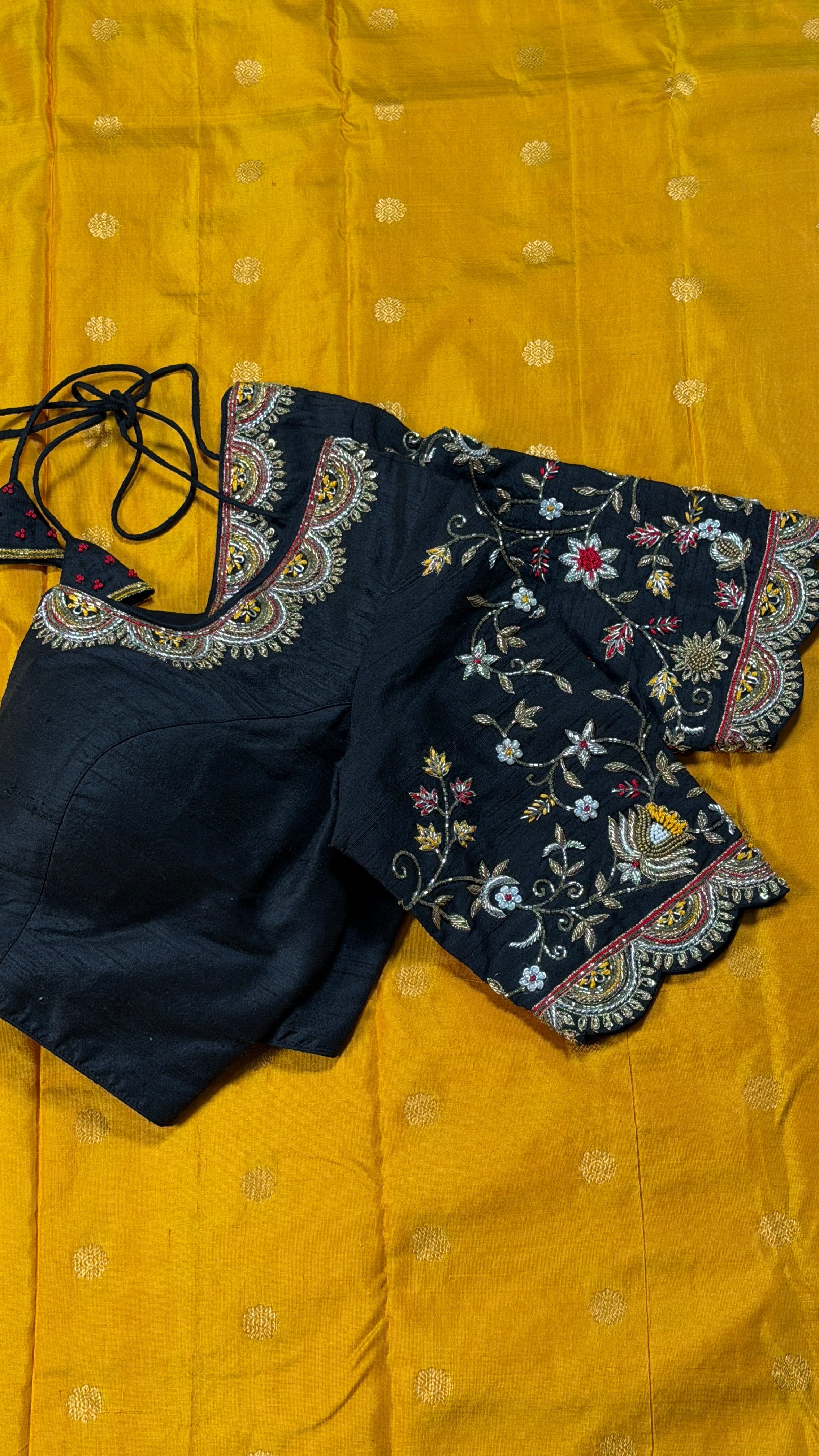 Black Wildflower Scallop Blouse