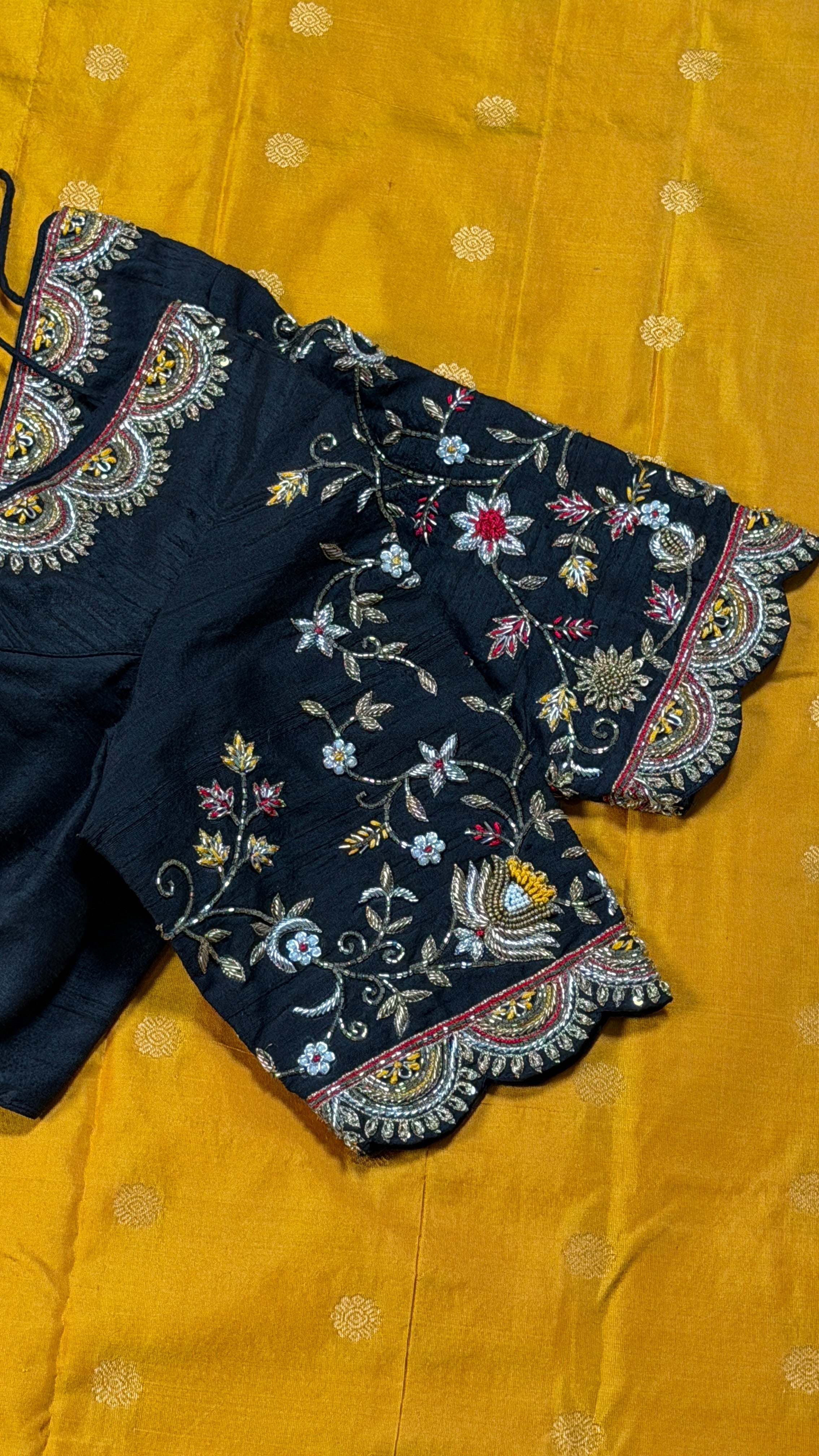 Black Wildflower Scallop Blouse