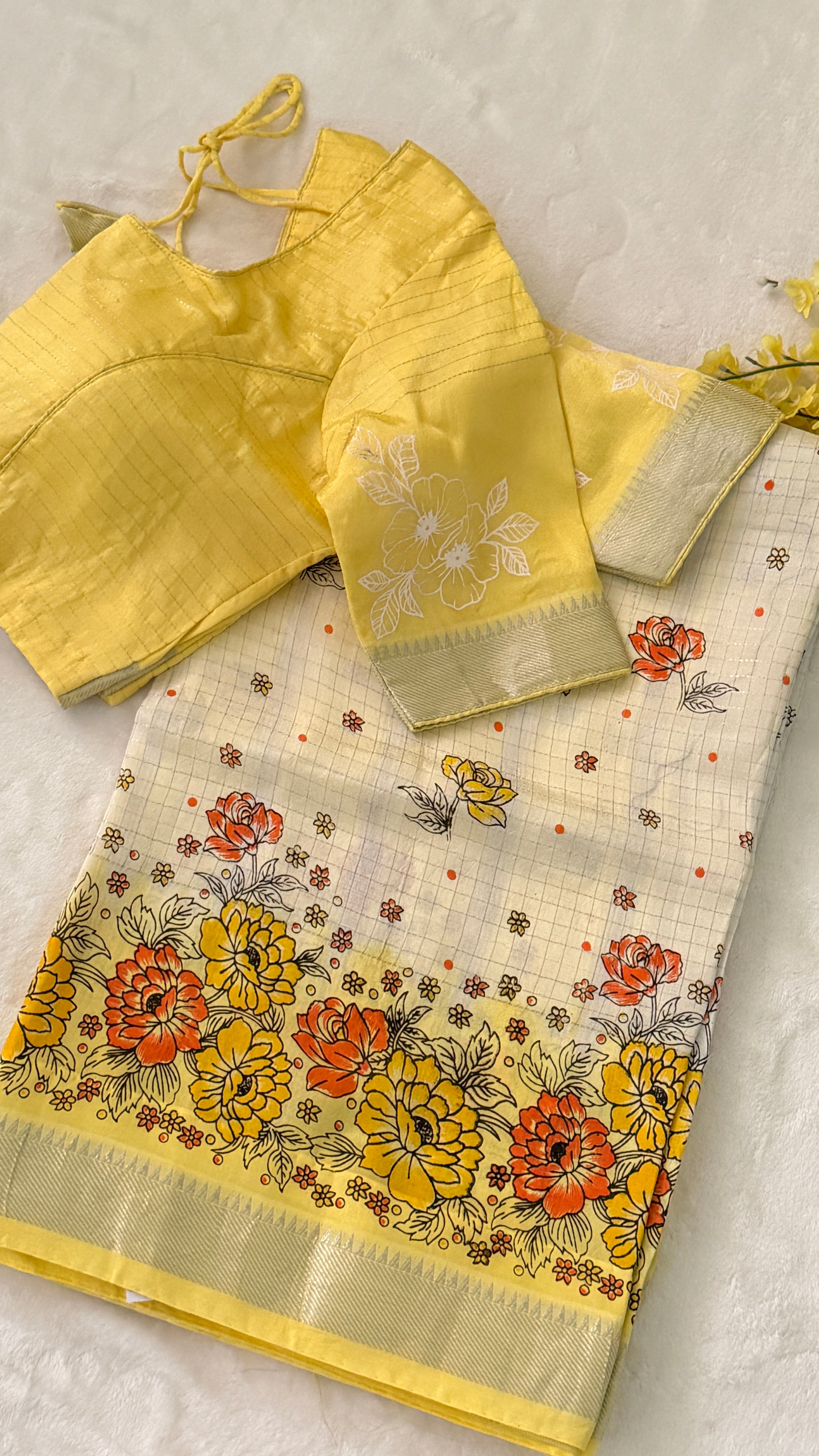 White & Yellow Floral Print Managalagiri Silk Saree