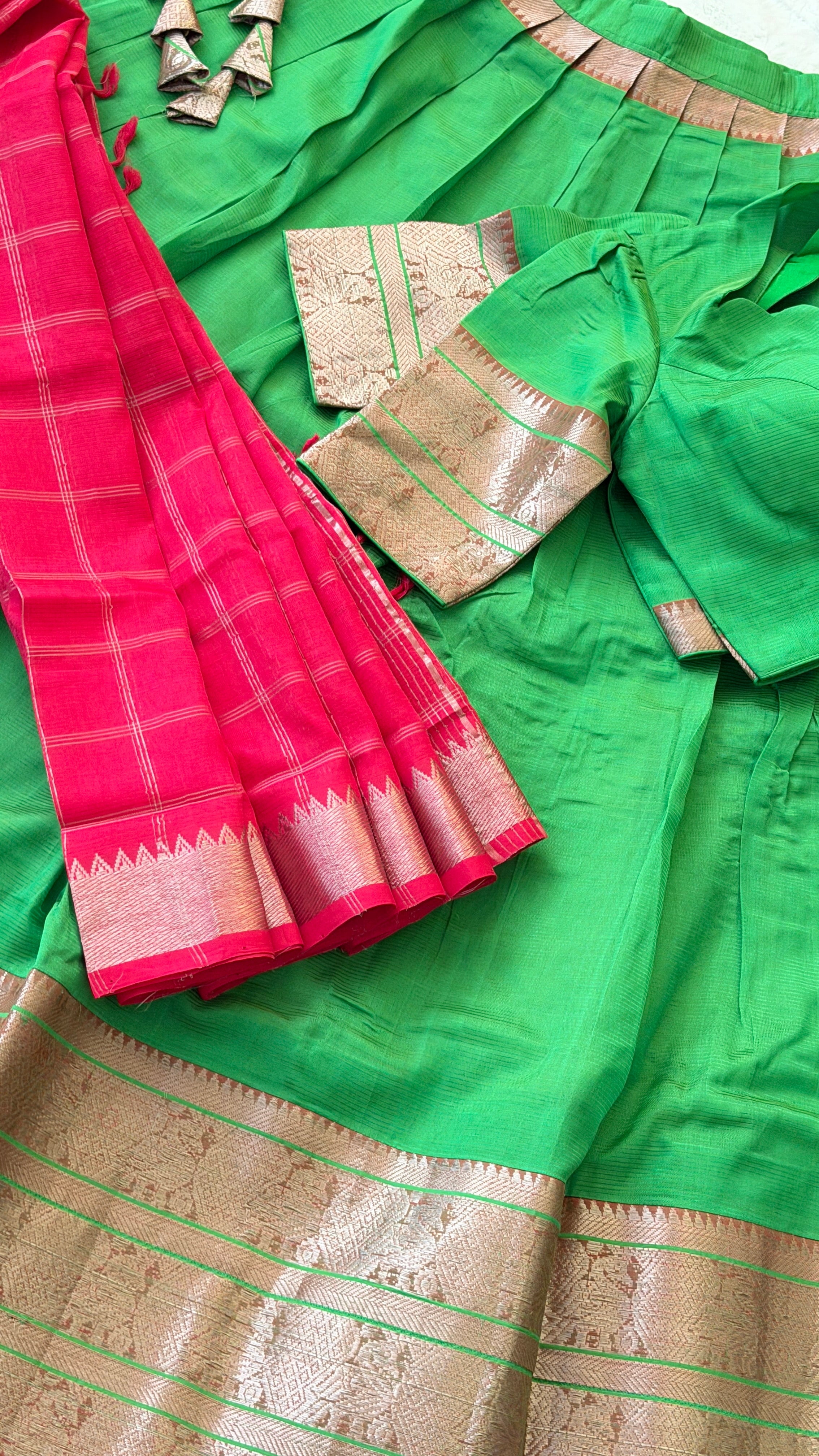 Green & Rani Pink Langa Voni
