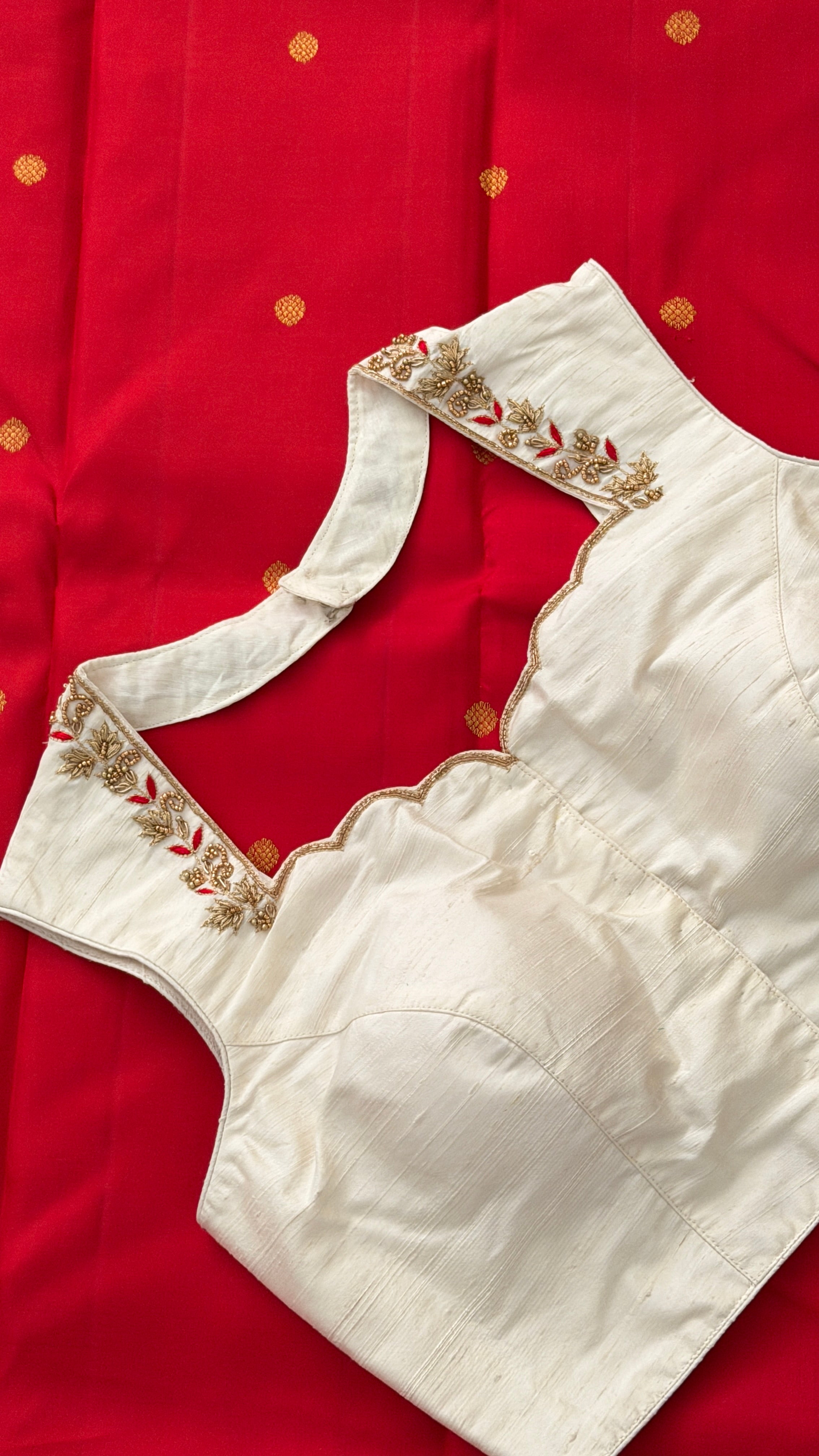Ivory-Red Sleeveless Petal Blouse