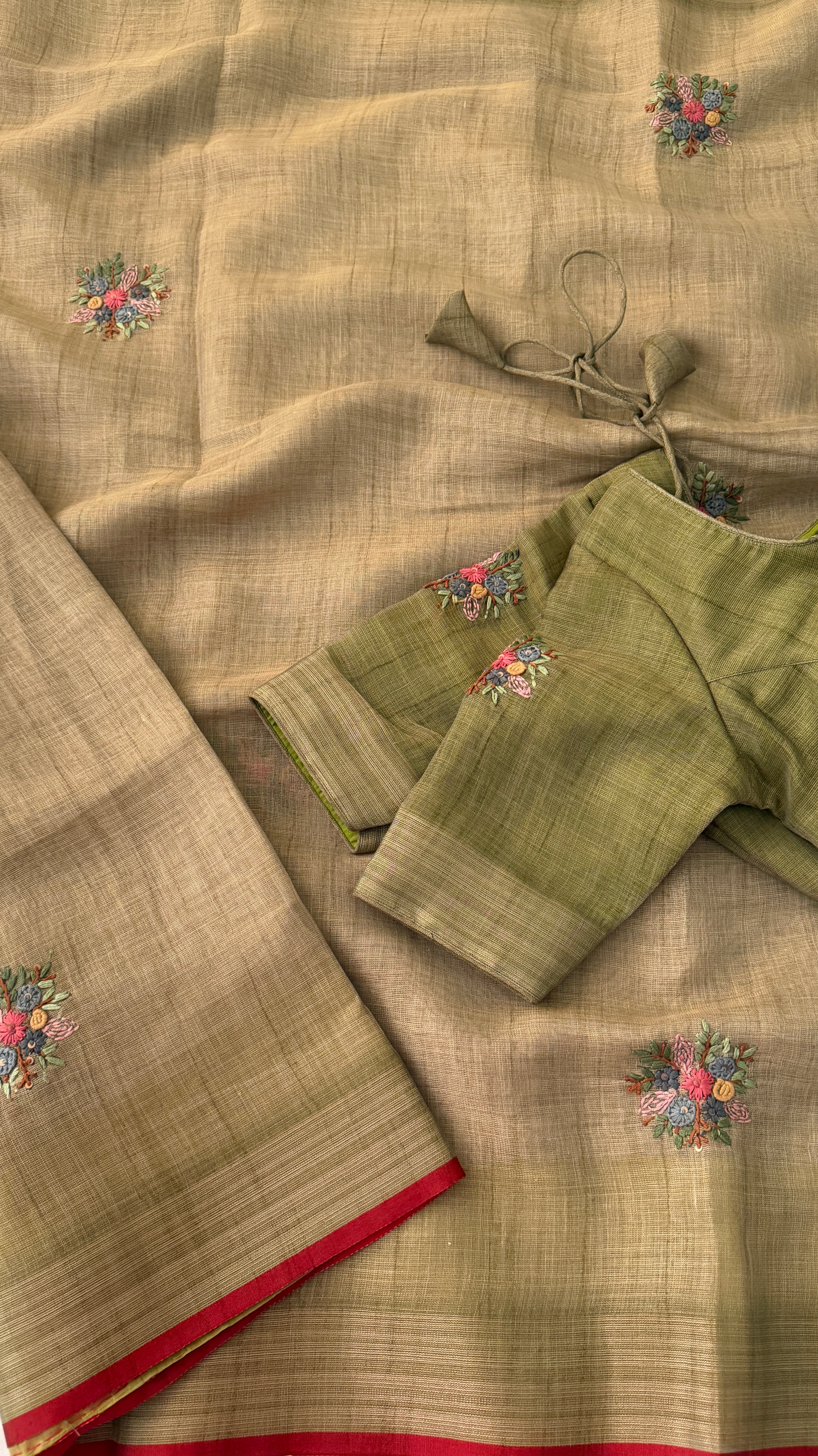 Green Floral Embroidery Linen Saree