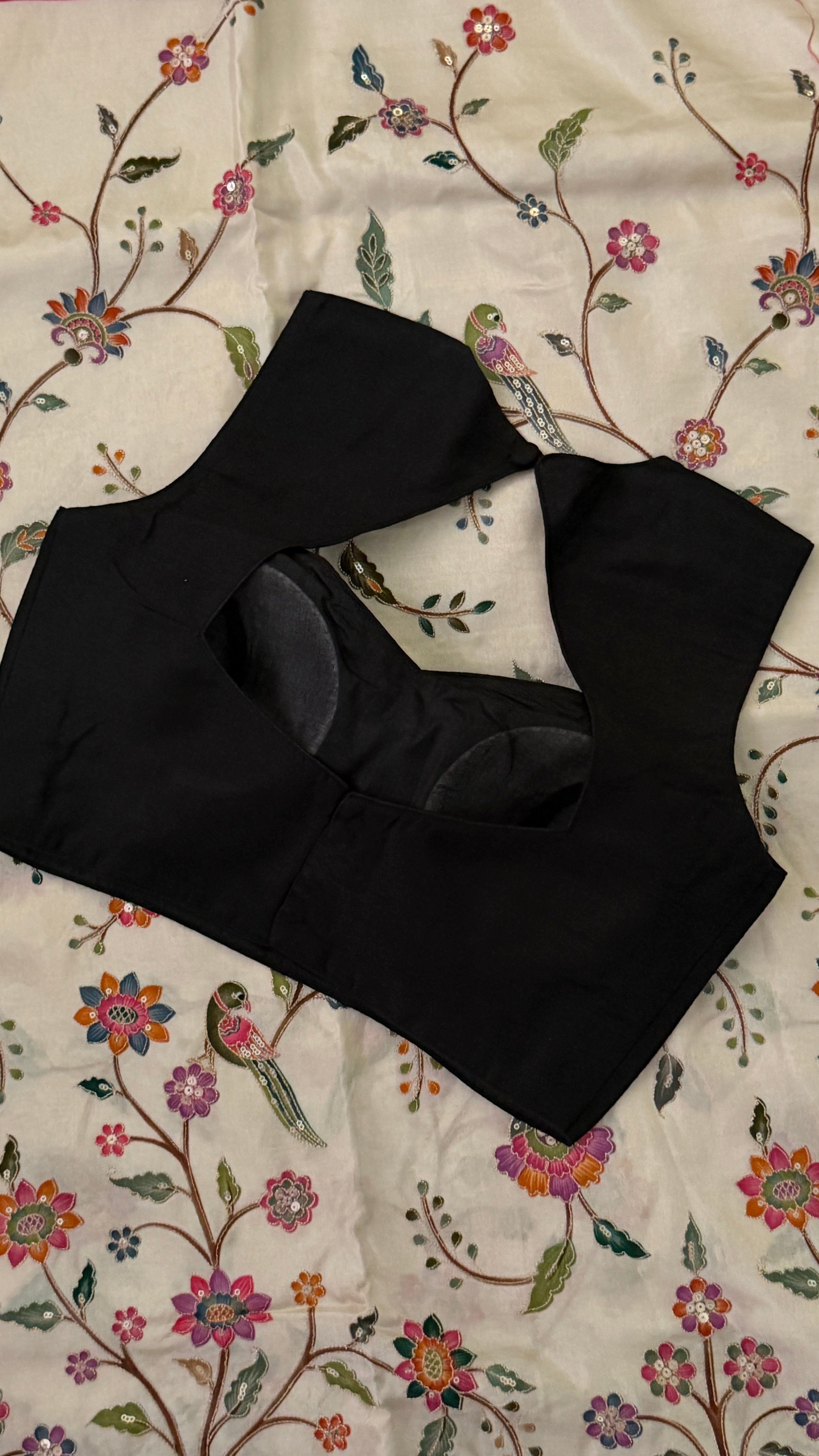 Black Sleeveless Blouse