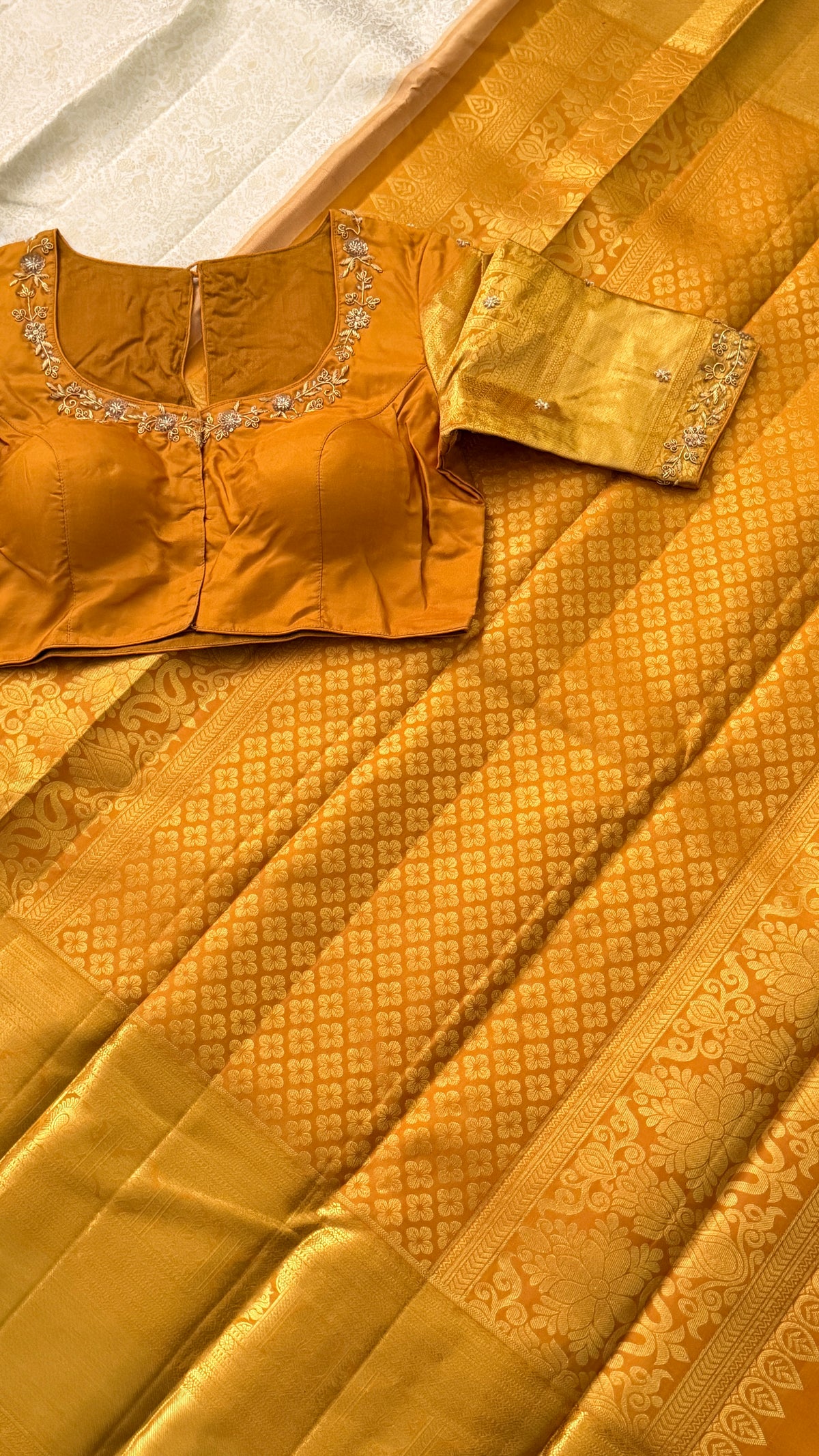 Ivory Kanchi Silk Saree