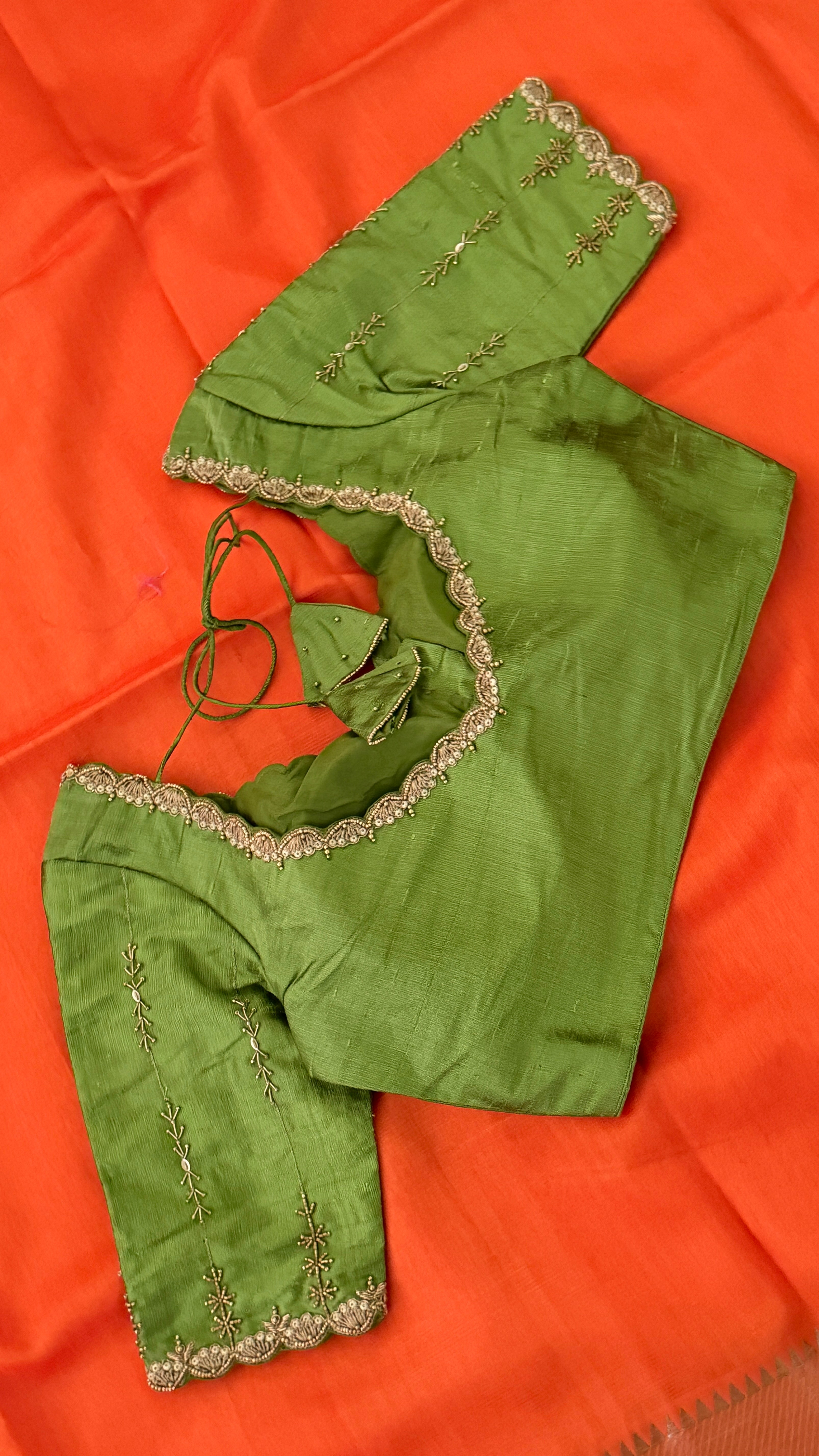 Green Vine Sleeve Blouse