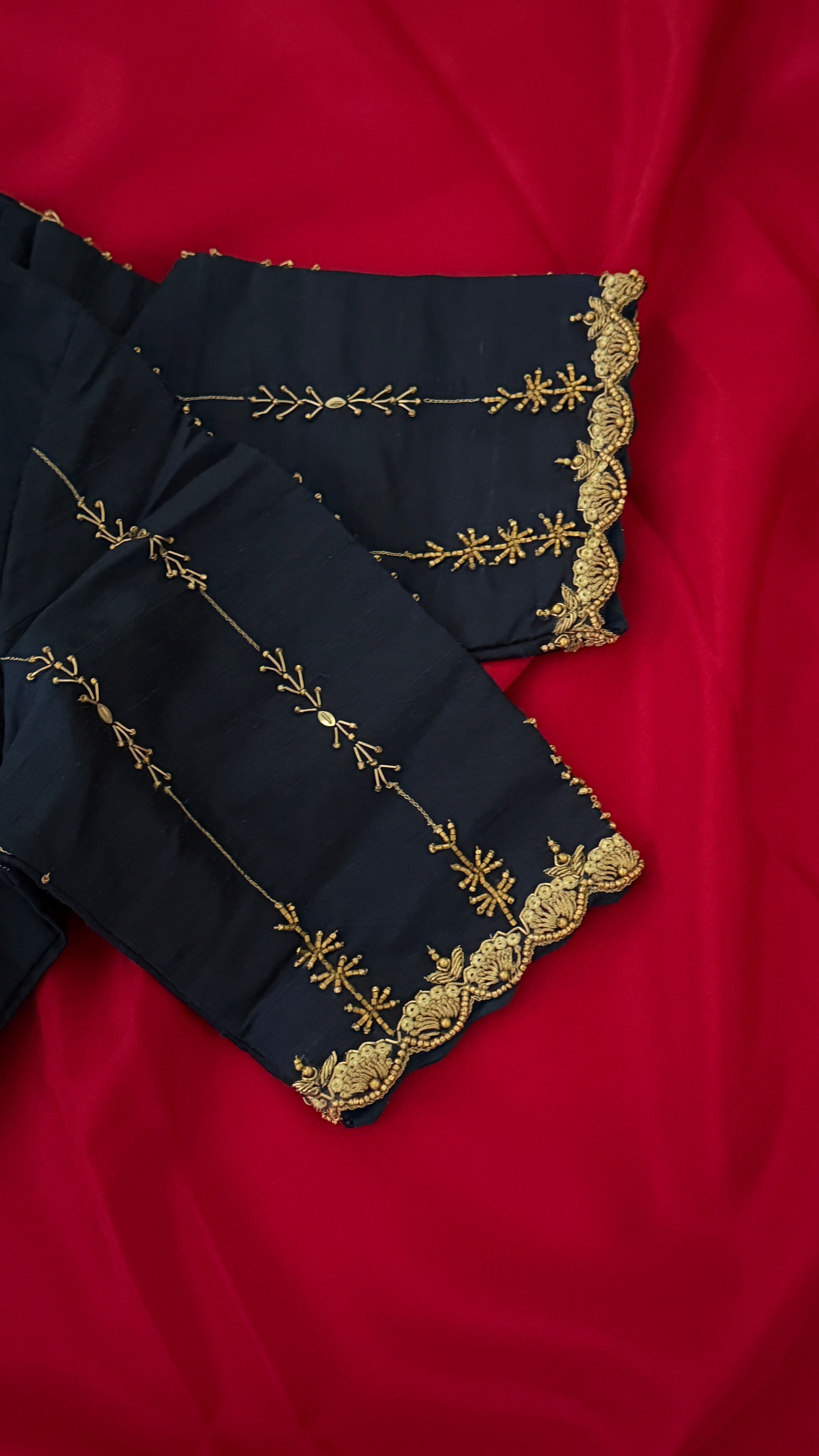 Navy Vine Sleeve Blouse