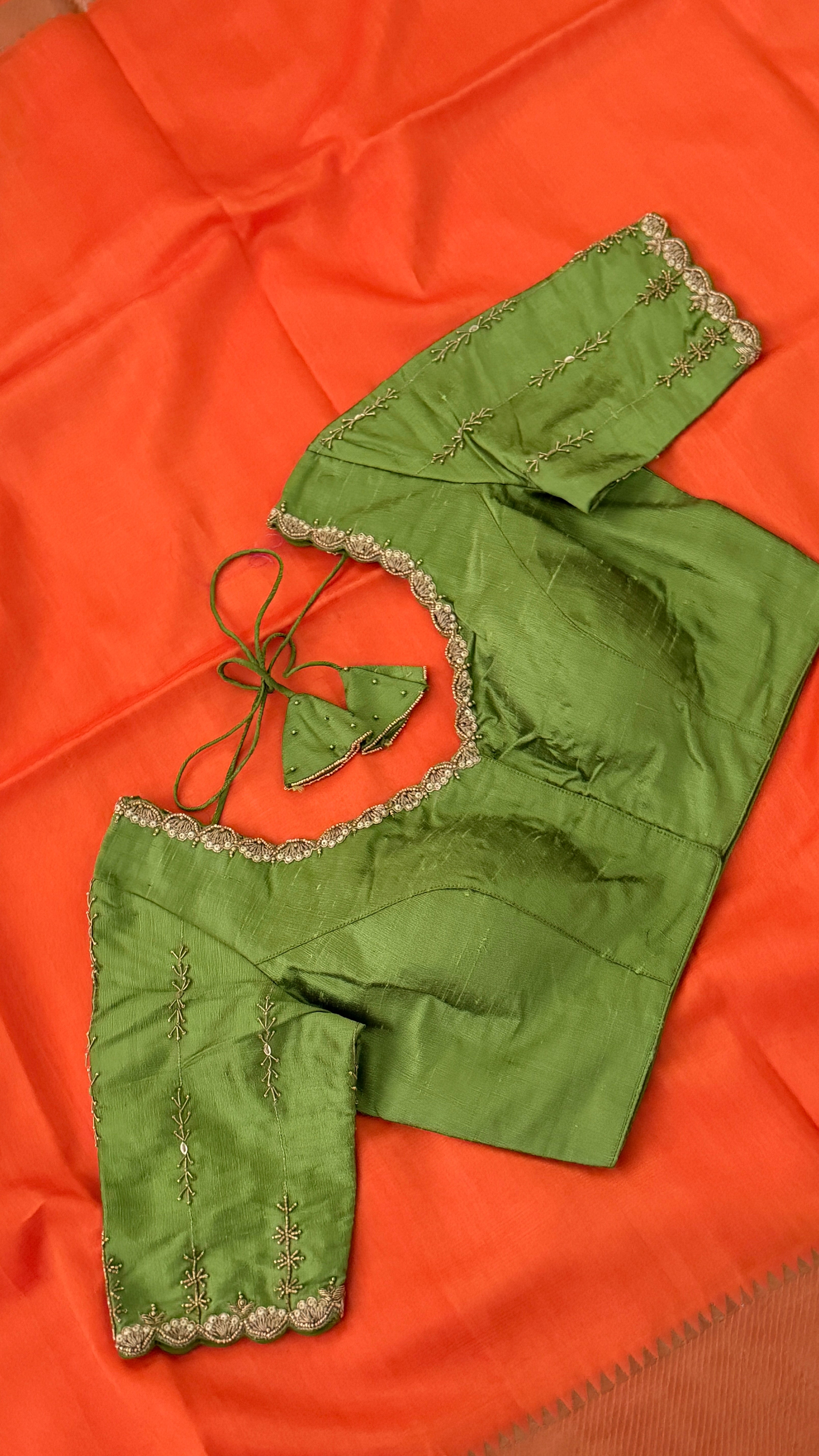 Green Vine Sleeve Blouse